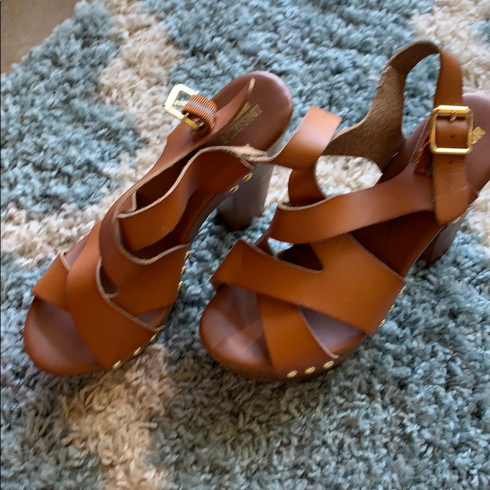 Brand new Heels never worn
